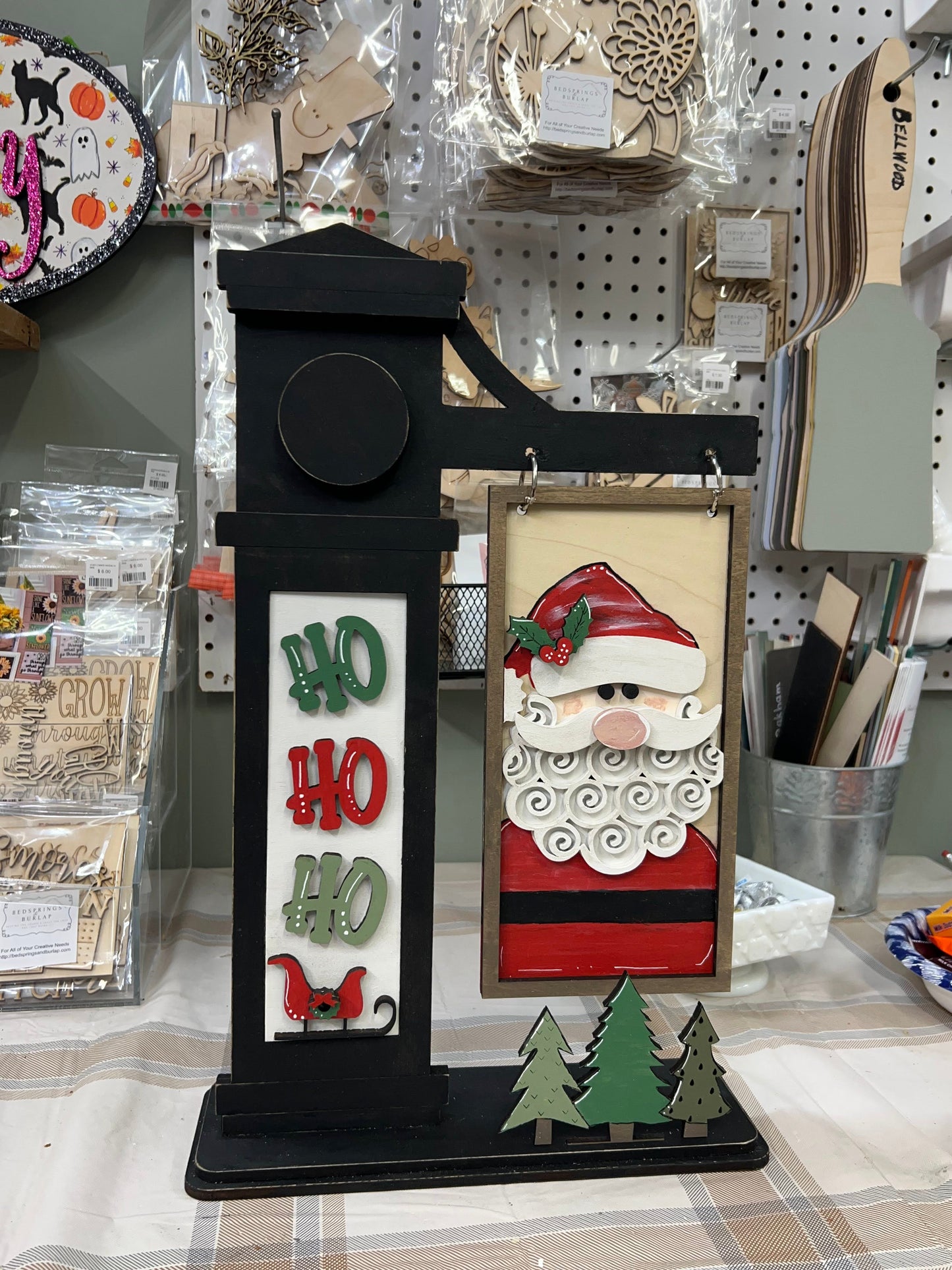 Small Interchangeable Porch Post with Ho Ho Ho Santa Insert Class